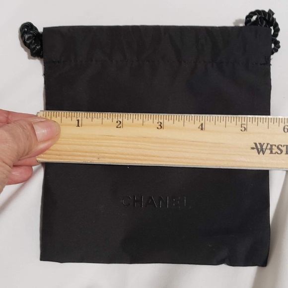 Chanel xsmall dustbag with pull string - Picture 4 of 4